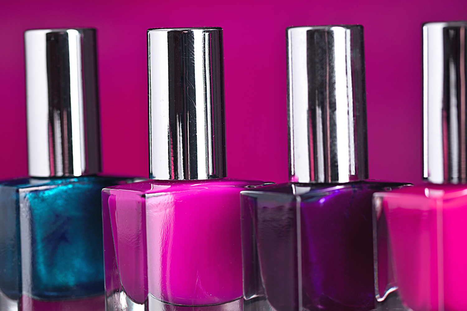 <span style="font-weight: bold;">Esmalte</span>&nbsp;<br>