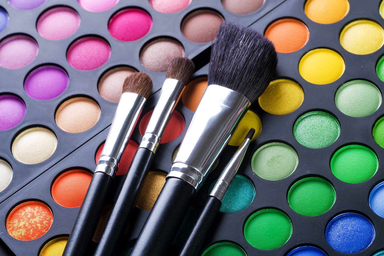 <span style="font-weight: bold;">Качественные расходные материалы</span>